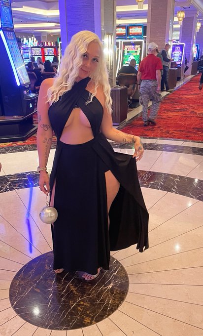 Slut? https://t.co/ScCp6pwnFZ