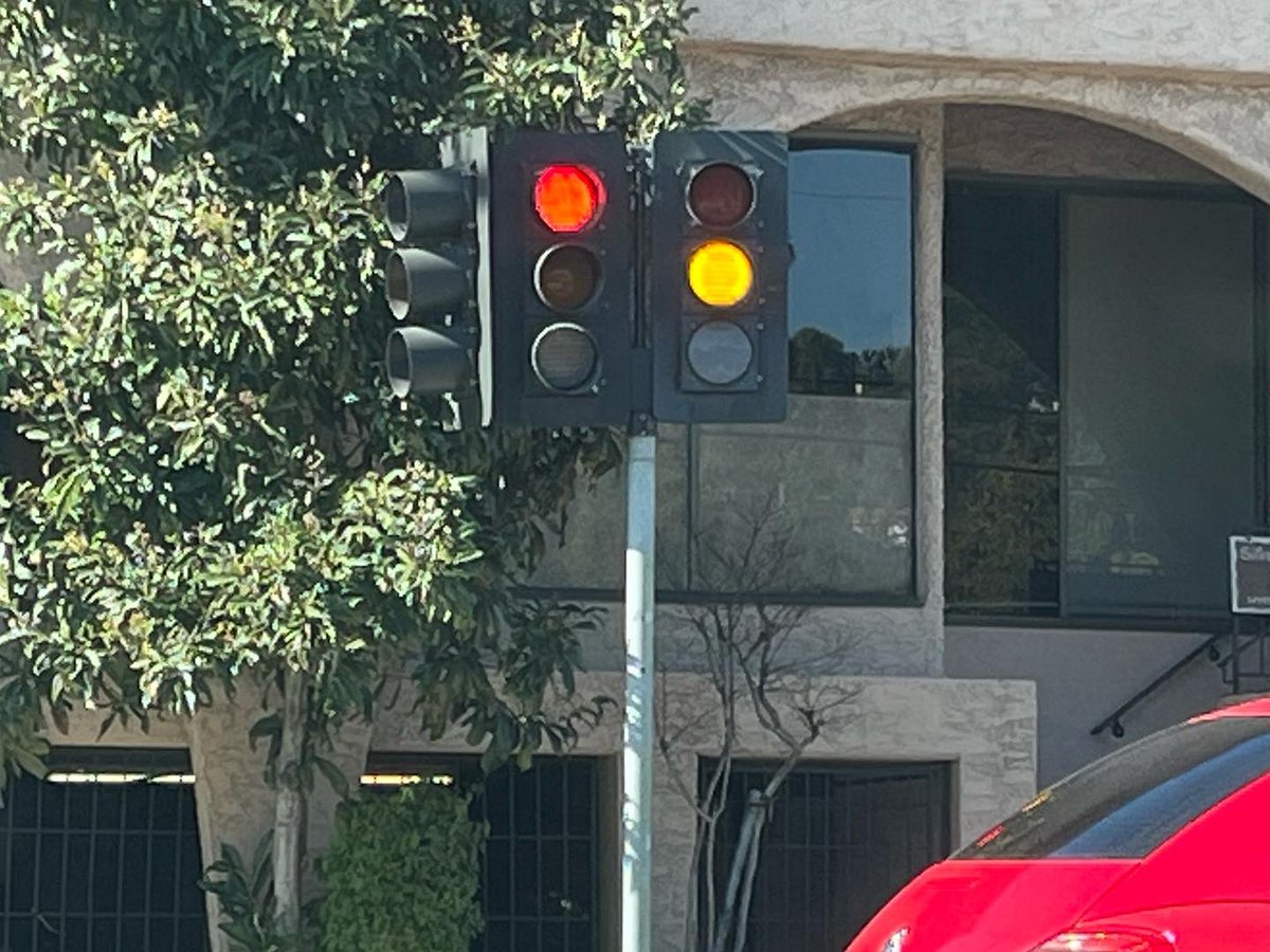 tylerbell's tweet photo. Broadcasting mixed signals tonight, 1/18 6-8 pm PT @dublab https://t.co/IHJRT5PVWY