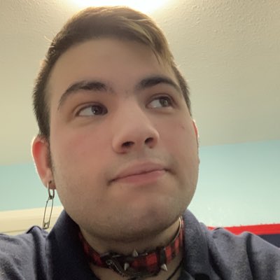 EmoMakeups's tweet photo. #NewProfilePic https://t.co/oc0aBStY3m