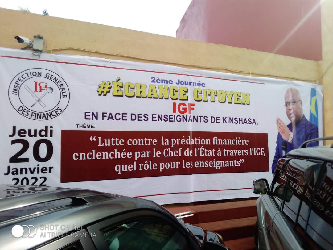 StanysBujakera's tweet photo. #RDC: Depuis 2 mois, l'IGF a enclenché des échanges avec d couches de la population pour une sensibilisation sur les méfaits de détournement de deniers publics. Ce jeudi 20 janvier, sera le tour des enseignants de Kinshasa après la séance organisée déc/21 au profit des étudiants https://t.co/zUyHNCL7oP