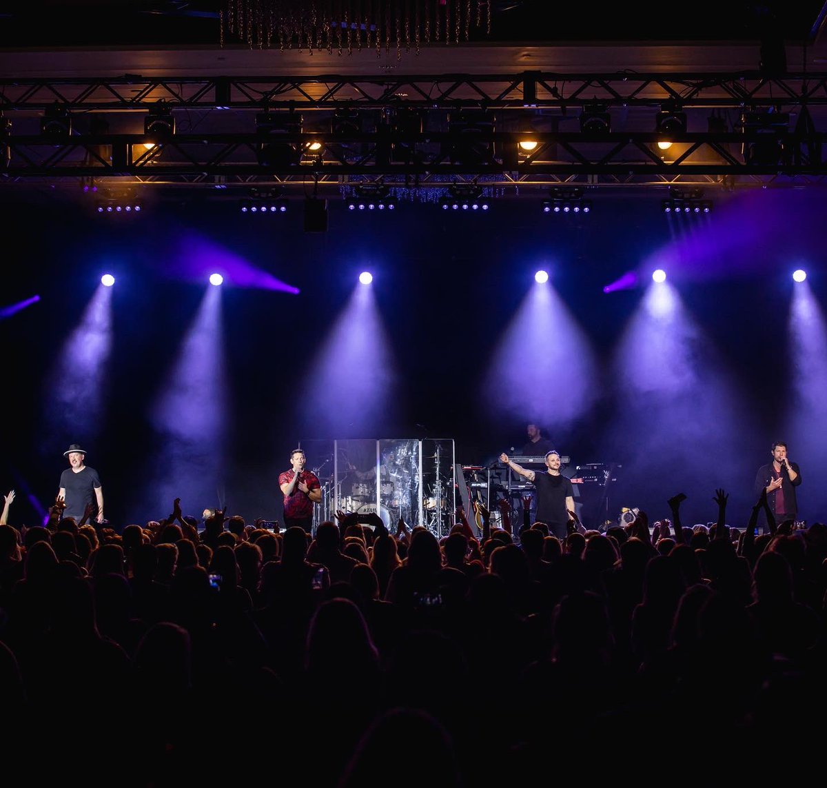 98 Degrees tweet media