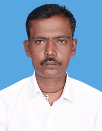 Yazhini91971729's tweet photo. தஞ்சாவூர் ஒன்றியம், திருமலைசமுத்திரம் ஊராட்சி மக்கள் நலப்பணியாளர் திரு. அமுல்ராஜ் இயற்கை எய்தினார். இறக்கும் வயதா இது? இன்னும் எவ்வளவு இழப்புகளை தாங்கும் இந்த இதயம்?
#SaveMnp
@CMOTamilnadu https://t.co/3dx7z48Ygf