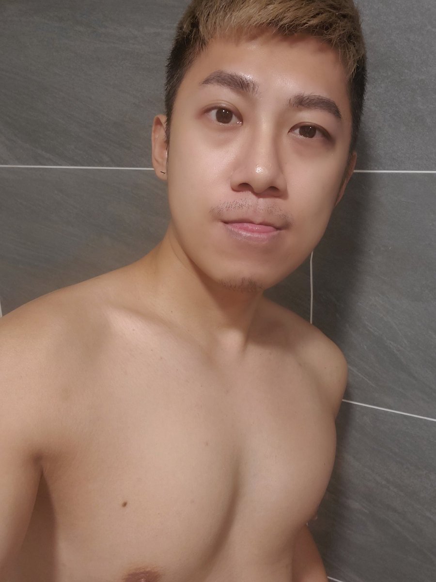 nickwang (@nichkhunwang) on Twitter photo 