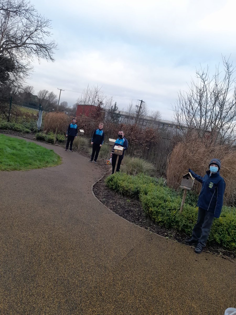 ColaisteClavin's tweet photo. Spring is nearly in the air @ColaisteClavin Le Cheile students feeding the birds today in our sensory garden. #feelingatpeace https://t.co/2TvpdU2SoG