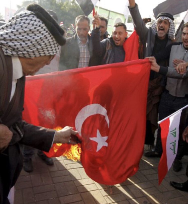 Unutmadık bu günleri Suriyeli (kardeşlerim) bu günleri hatırlatıcağımız günlerde mutlaktırki gelicek.