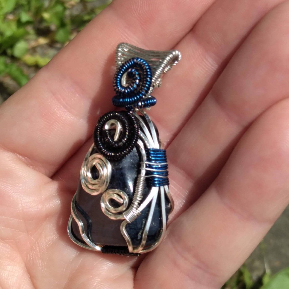 innovisjewelry's tweet photo. Excited to share the latest addition to my #etsy shop: Sodalite wire wrapped pendant #stone #handmade #handwrapped #sodalite #pendant #etsyfinds #etsygifts #uniquegiftideas #wirewrappedcrystals https://t.co/yv6ynlGK9w https://t.co/sFnejEyCAj