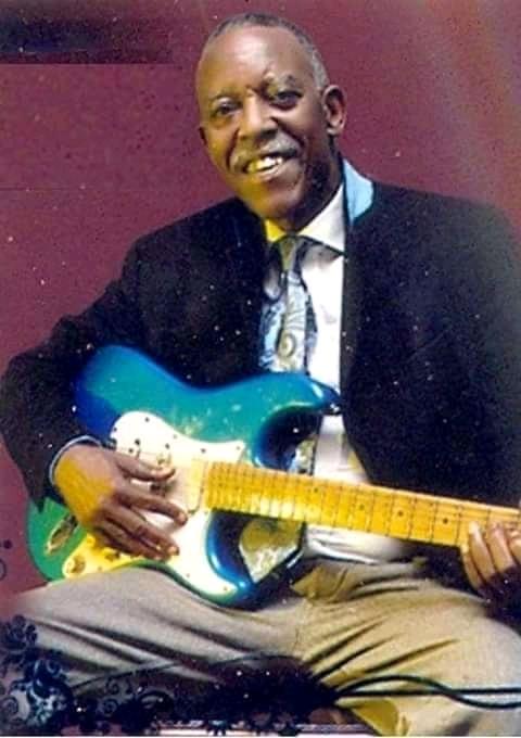 texpara's tweet photo. Biyyeen sitti haa salphatu, RIP legend #NoheGobena https://t.co/jlzt6VKMq0