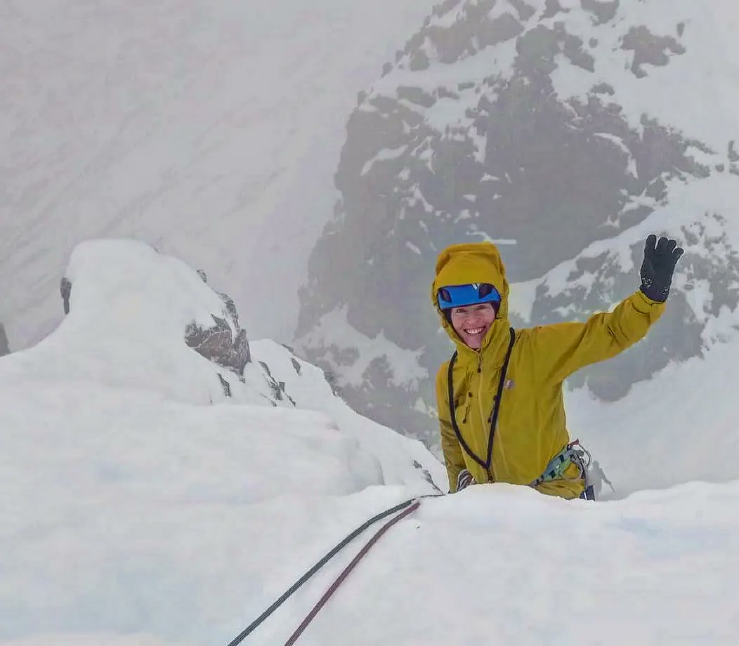 alexanderrclay's tweet photo. Scottish winter. Sometimes you just have to make the best of it.
A few pics from the weekend, of doing just that.
@FreedomOutdoors @the_AMI #aonacheagach #aonachmor #righttwin #makingthebestofit #leanbutmean #lean #thin #scotland #winterinscotland https://t.co/jUcqWtNZHx