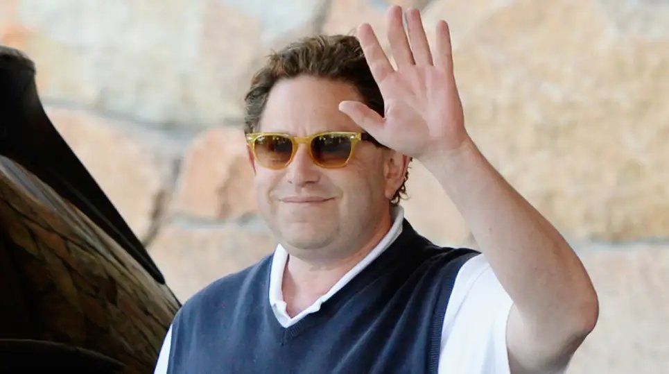 Wowhead's tweet photo. According to reports from the Wall Street Journal, CEO Bobby Kotick will head Activision Blizzard through the transition period over to Microsoft but has agreed to leave the company once the $68.7 billion deal is formally closed.

https://t.co/OyaYIZGRym https://t.co/c9gcEAJERa