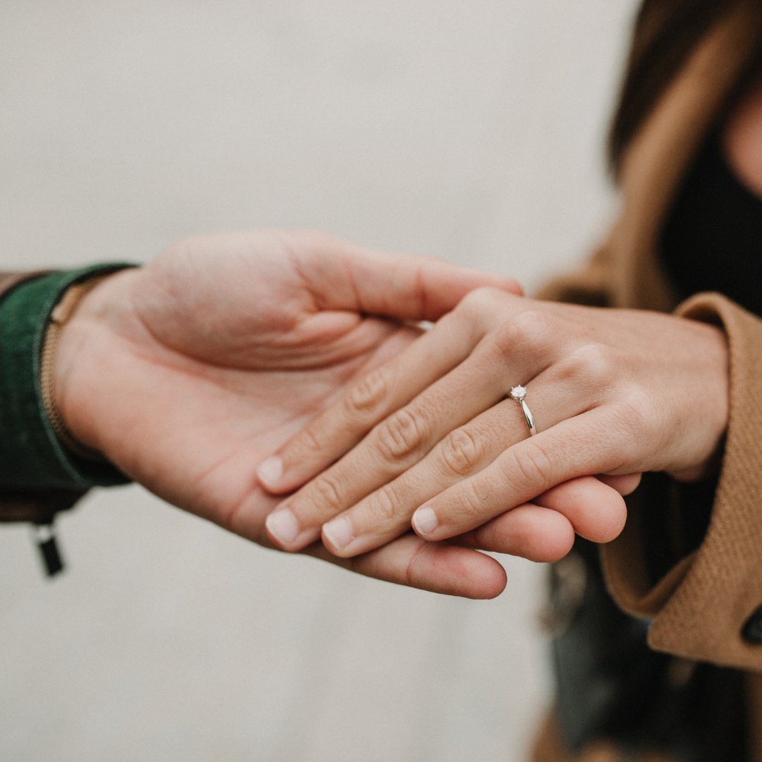 chelseaflowers's tweet image. Congratulations to our New Year’s newly engaged! Begin planning your big day by stopping into our shop and creating your bouquets and centerpieces!

#engagement #chelseaflowers_london #chelseaflowers #chelseaflowerslondon #flowershop #londonflowershop #bridetobe #shesaidyes