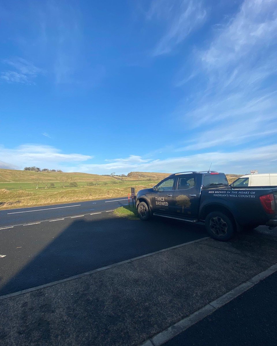 HarrogateBrewCo's tweet image. We had a brewing sesh with @TwiceBrewHouse today! 🍻⁣⁣
⁣⁣
They’re a Northumbrian brewery based on Hadrian’s wall - if you ever find yourself in the area be sure to check out their tasty beer range and scenic views!⁣⁣
⁣⁣
#craftbeer #collab #beercollab #brewery