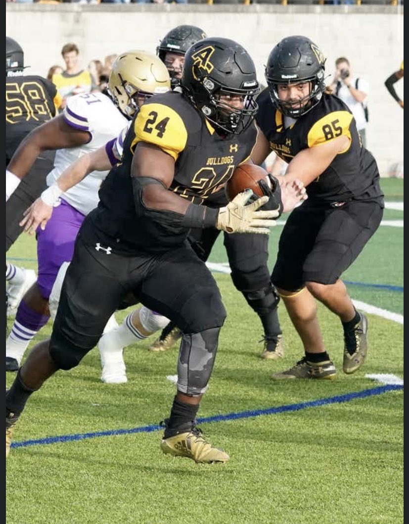 #AGTG

Blessed to receive a offer from Adrian College🟡⚫️ #gobulldogs
<a href="/coachbailey43/">Harry Bailey</a> <a href="/CoachFlip11/">Bill DeFillippo</a> <a href="/allen_feigel/">Coach Feigel</a> <a href="/Will79T/">T-WILL79</a> <a href="/LC_CHARGERS/">CHURCHILL FOOTBALL</a>