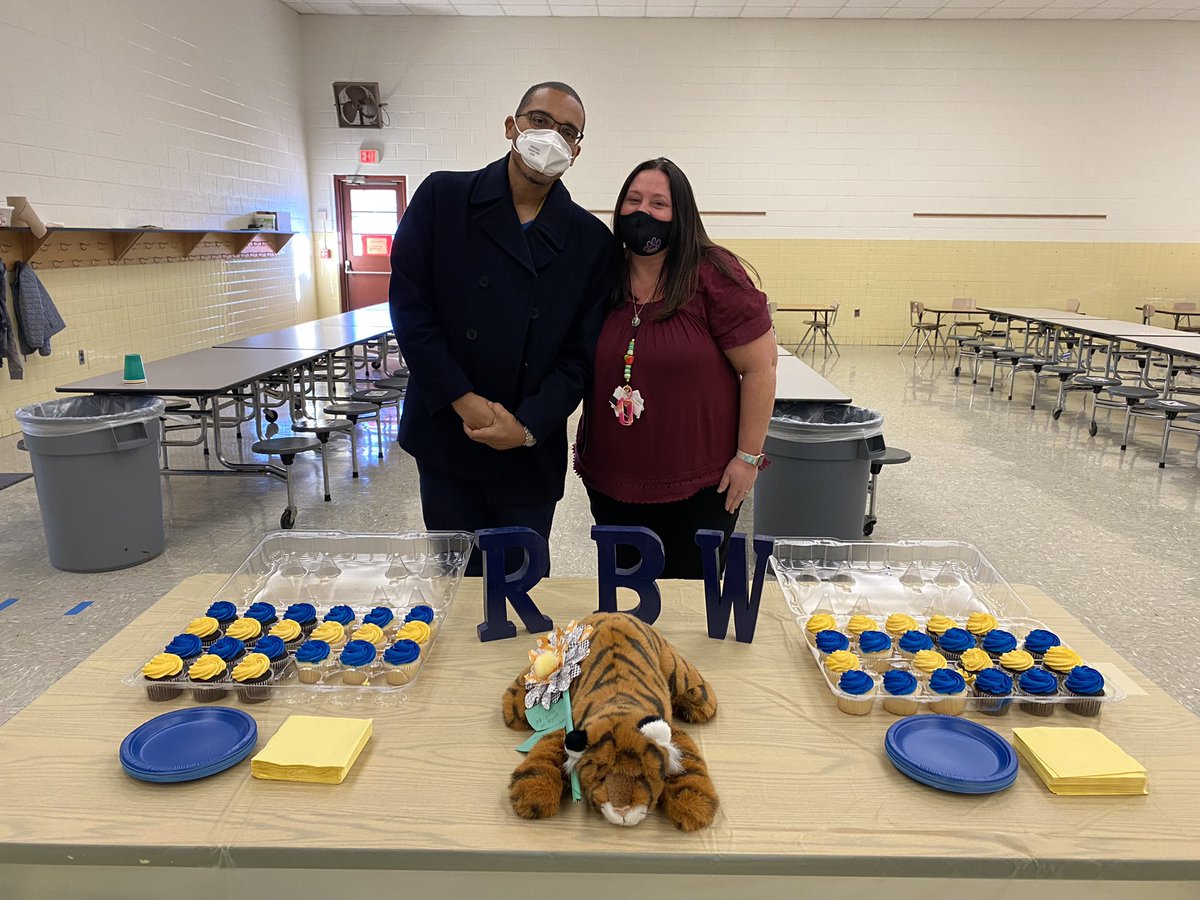 RBWTinyTigers's tweet image. We are sending out a huge congratulations to our Teacher of the Year, Mr Long!  Mr Long gives his students everything he has and more.  RBW is lucky to have him!