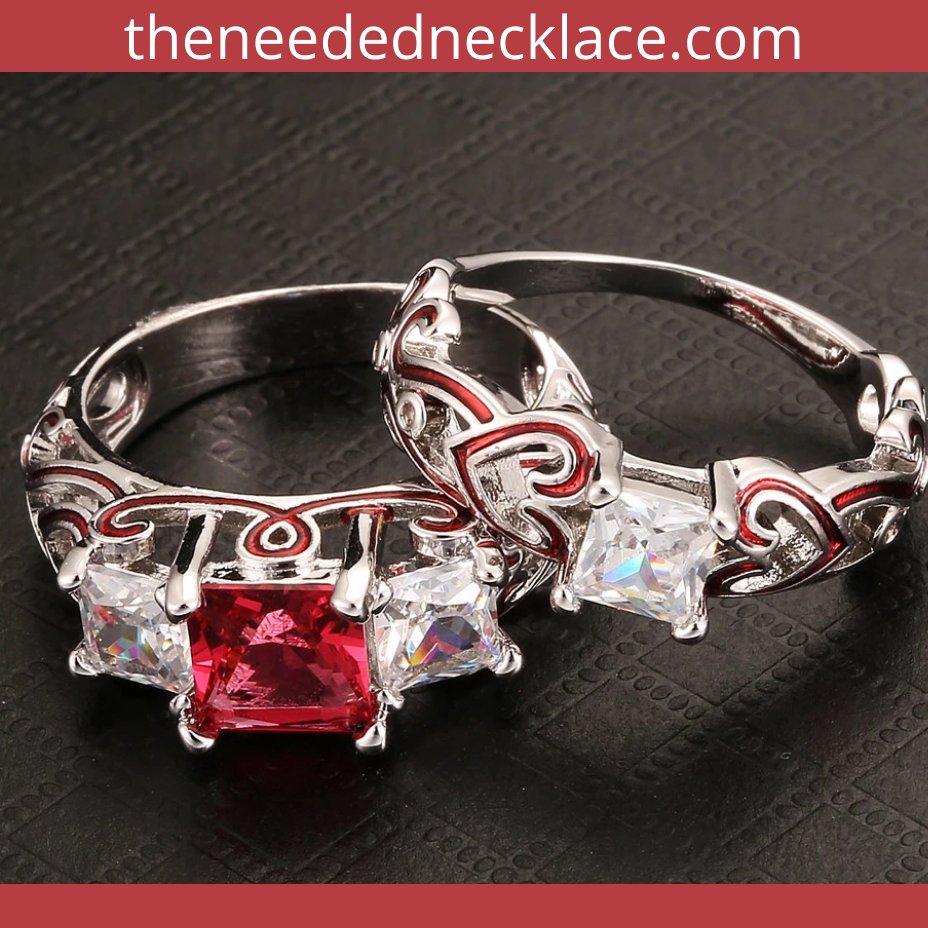 NecklaceNeeded's tweet photo. Birthstone styles for January include:

#GARNET https://t.co/qNwgJvMlcc