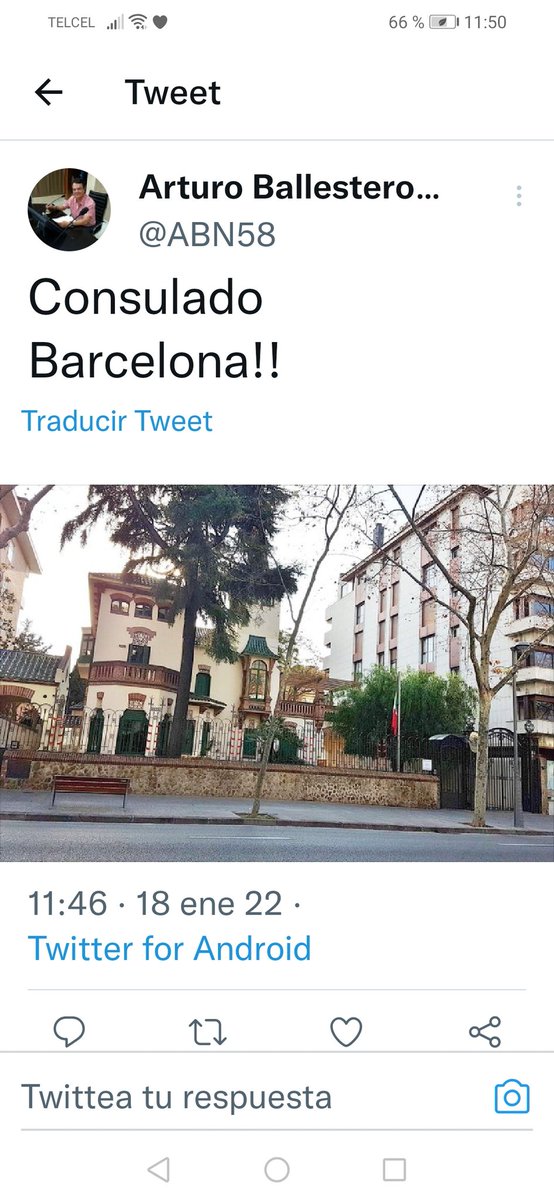 rally2015ra's tweet image. No podían faltar los aplausos de los chayoteros por el nombramiento de @ClaudiaPavlovic, la cual durante 6 años les quito el hambre...De plano el @Chaposoto @ABN58 @VictorMendozaL @mensajero34 y la @michelleriveraa no tienen progenitora, pero si sin hambre. faltó el @hilarioolea