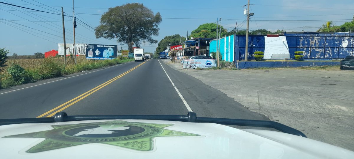 EUMazatenango's tweet photo. #EUTransito | Sin complicaciones para transitar sobre km. 165 de ruta CA-2 Occidente (Mazatenango, Suchitepequez).

📸 @ProvialOficial https://t.co/cmeLCqE1B7