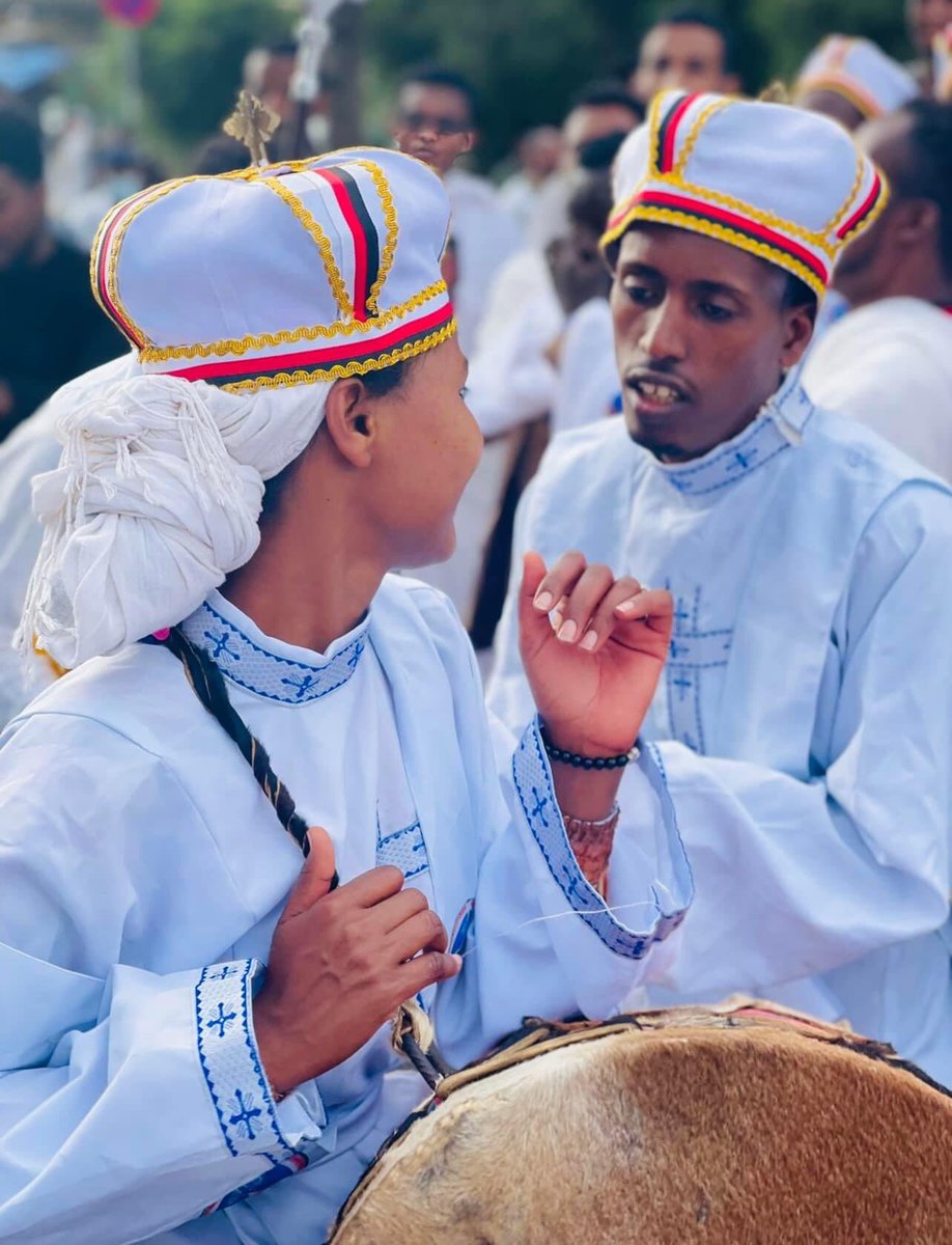 oromiavoices49's tweet photo. #ኦርቶዶክስ ባንዲራ የላትም ምልክቷ መስቀል ነው... #ቋንቋ የላትም መግባቢያዋ ክርስቶስ ነው
#ሀገር የላትም ርስቷ መንግስተ  ሰማያት ነው..."አንድ ቋንቋ፣ አንድ ባንዲራ፣ አንድ ሃገር" የሚሉት ከየት እንደመጣ ባላውቅም። Happy Epiphany https://t.co/BrE9guba7h