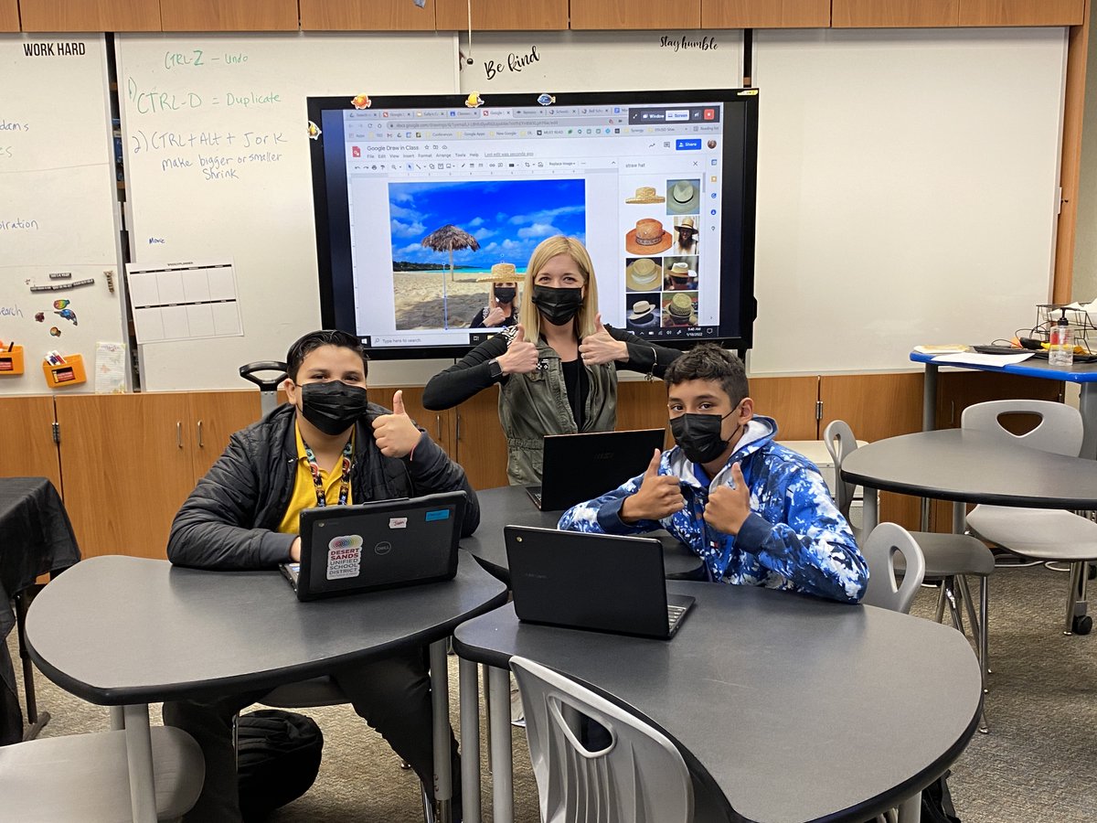 Google Drawings lesson in Studio 402 today with Sally Adams, technology facilitator! Thank you, Sally! You're the best! <a href="/sally1adams/">Sally Adams</a> <a href="/dsusd_innovate/">Dr. K. May-Vollmar</a> <a href="/DesertRidgeAcad/">Desert Ridge Academy</a> #draleadstheway