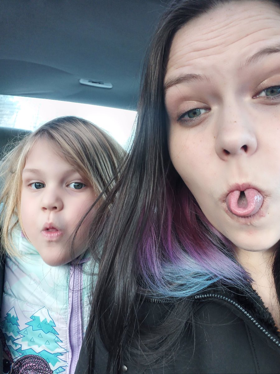leashy_Love's tweet photo. Funny faces with my 4 year old https://t.co/ET9RO7D7nx