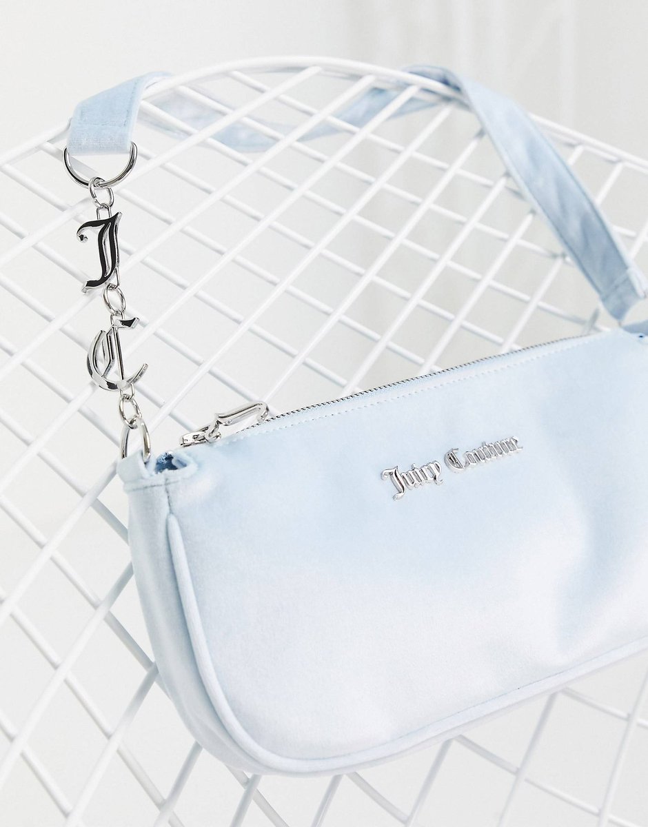 ishereSHAHAD's tweet photo. Juicy Couture 
لون السماء☁️!
السعر: 315 💸 https://t.co/E59GwjKFi5