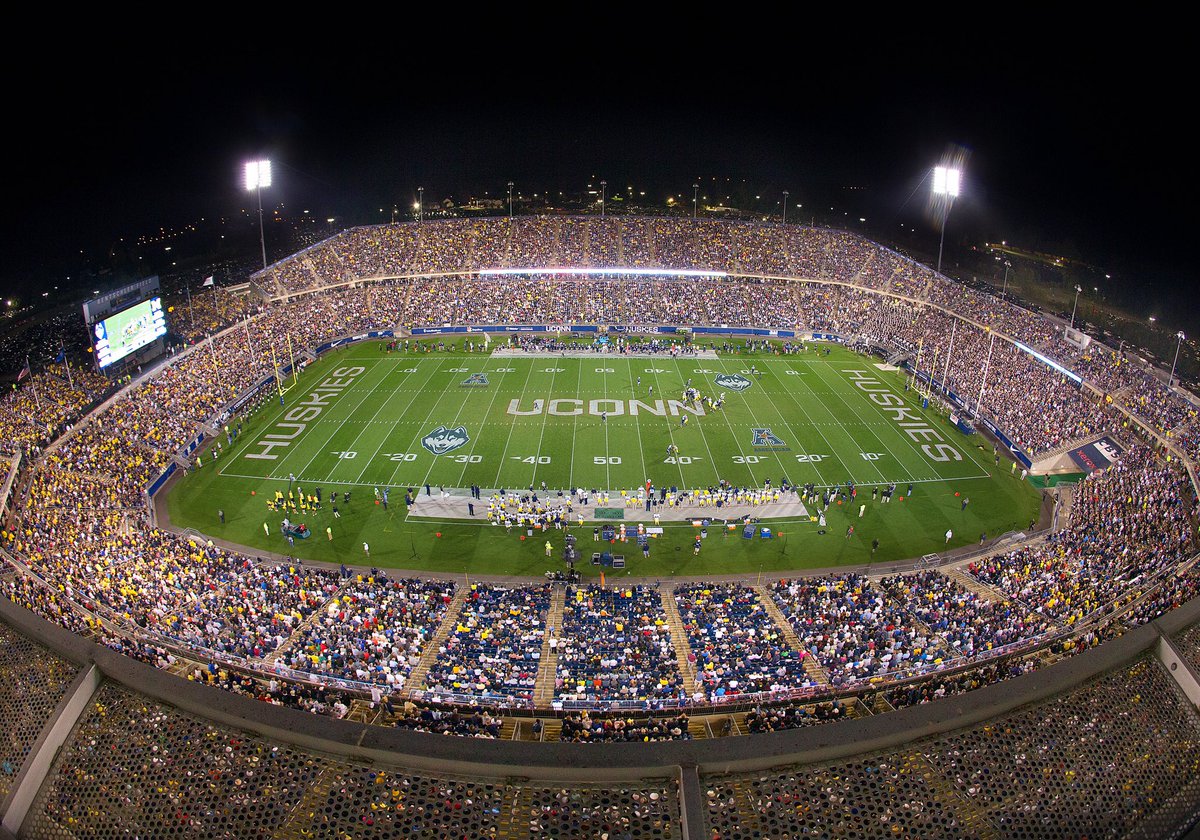 Jared Porter (@jaredporter717) on Twitter photo Blessed to announce I have received my first Division 1 offer from University of Connecticut . <a href="/BallcoachjA/">BALLCoachJ_Allen</a> <a href="/LanceDeane/">Coach Lance Deane</a> <a href="/AhkeeCowan/">Coach Kee</a> @CoachPo Blessed to announce I have received my first Division 1 offer from University of Connecticut . <a href="/BallcoachjA/">BALLCoachJ_Allen</a> <a href="/LanceDeane/">Coach Lance Deane</a> <a href="/AhkeeCowan/">Coach Kee</a> @CoachPo