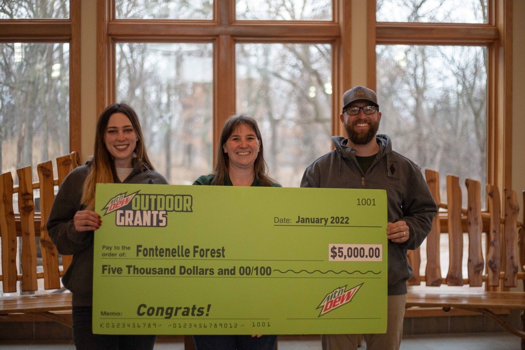 fontenelle4est's tweet photo. We’re excited to share big news! Fontenelle Forest has been awarded a $5K Outdoor Grant from @MountainDew for⁠ our efforts to treat and remove invasive plants, in support of our ongoing commitment to the outdoor experience.⁠
⁠
#MTNDEWOutdoorGrants #GetOutandDo https://t.co/ovbPhsTqhr