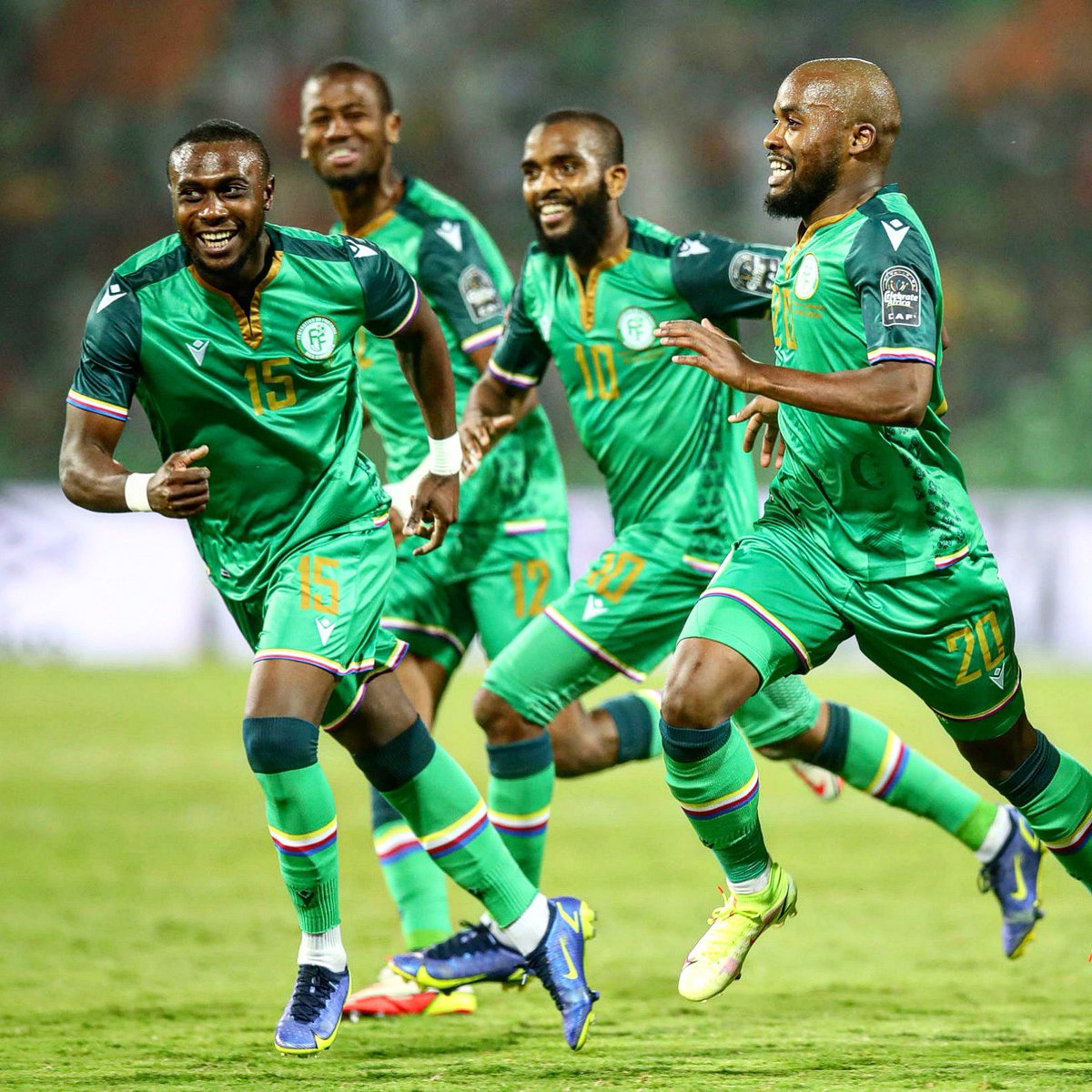 ActuFoot_'s tweet photo. Victoire historique pour les Comores qui remportent le premier match de leur histoire en CAN. 🇰🇲👏 https://t.co/tSlzuCST6P