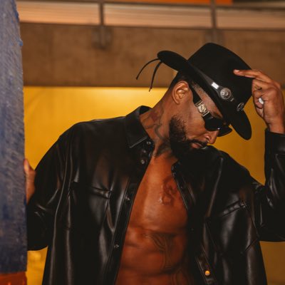 MijoBull's tweet photo. #NewProfilePic https://t.co/kmvVoe24o3