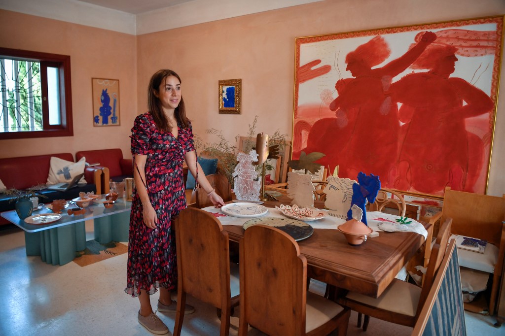 ArabNewsfr's tweet photo. Décès d'Alekos #Fassianos: Le peintre naquit un 25 octobre, le même anniversaire que Picasso, aiment à préciser son épouse et sa fille #Fasianos #Greece
https://t.co/3RyDFamhHV https://t.co/UYWQ6hZzMH