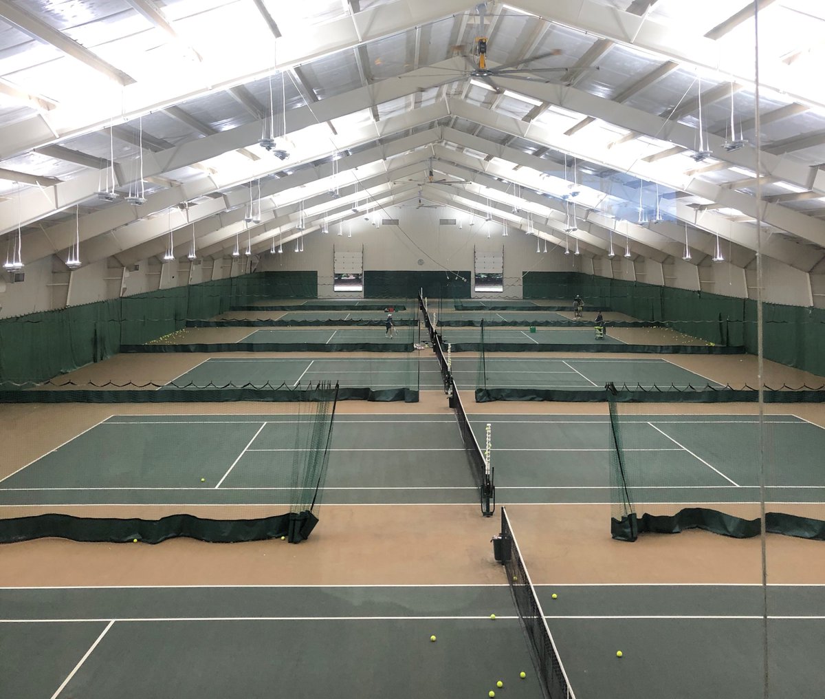 SportsInteriors's tweet photo. Our team is excited to announce that, following the success of our LED Installation at @cbrc_tennis we are now set to return to install our Reflective Liner System. Learn more: https://t.co/JTTvSffABq
#tennis #indoortennis #linersystem #TN #cedarbluffrc #LEDLighting #USTA https://t.co/JqJYNTkJsf