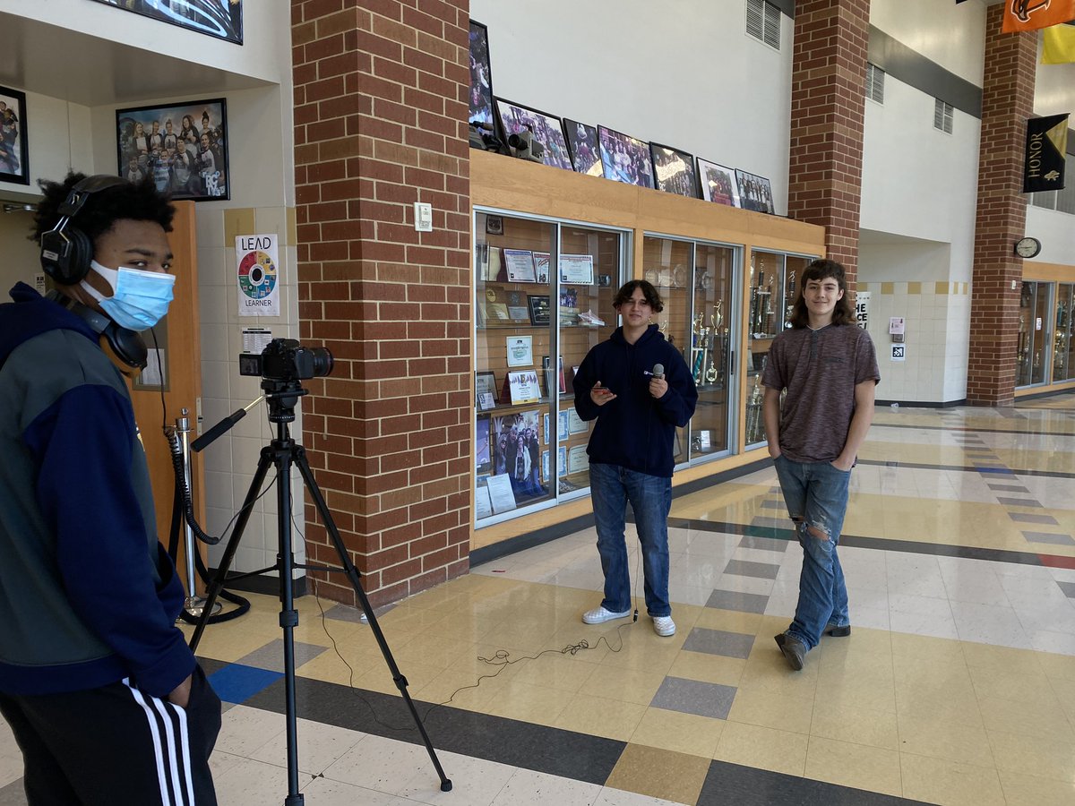 Shout out to Prof Com class for being our interviewees for man on the street #teamrchs