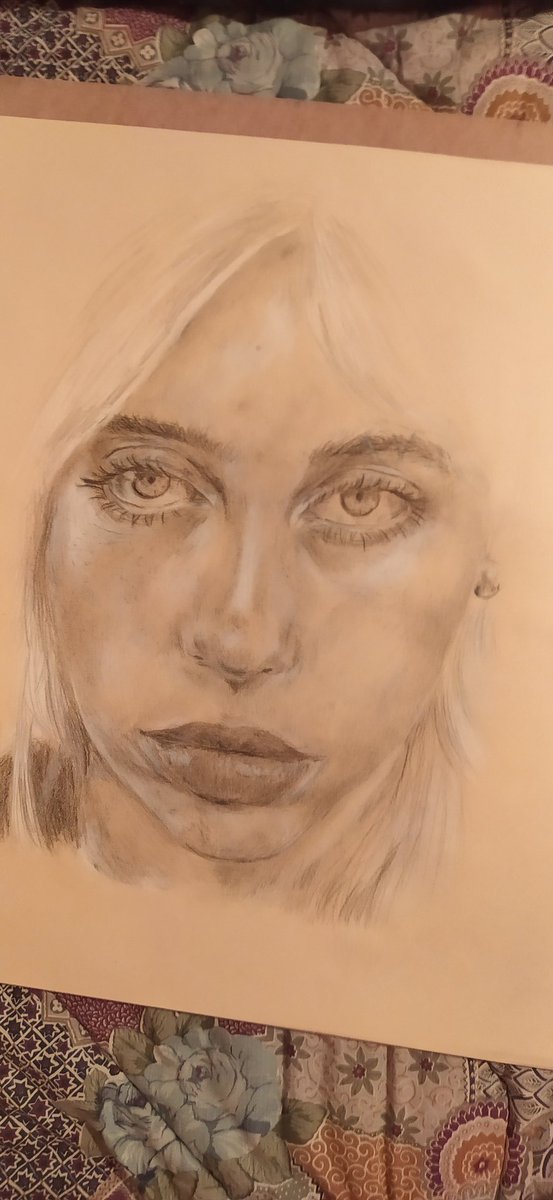 UmiSlave's tweet photo. @billiesilish will she ever noti e my art? https://t.co/1y19KvLHO7