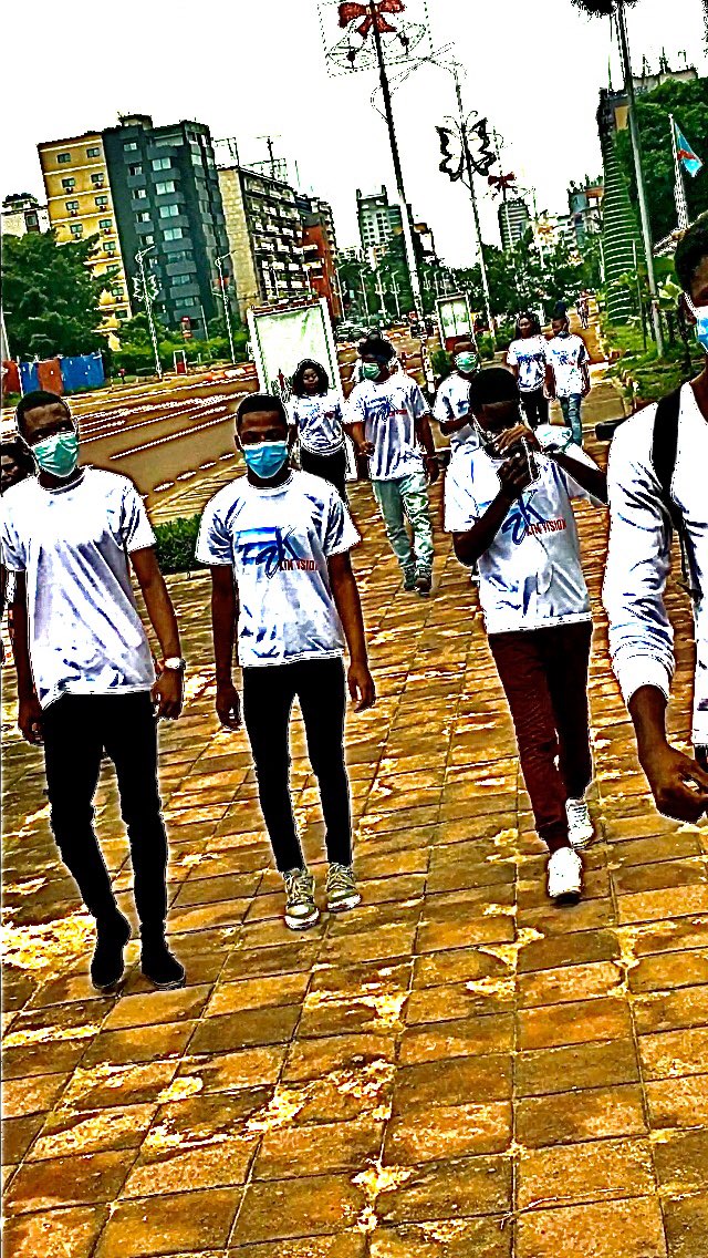 KIN VISION encadre les jeunes garçons, filles et mères dans une meilleure vision