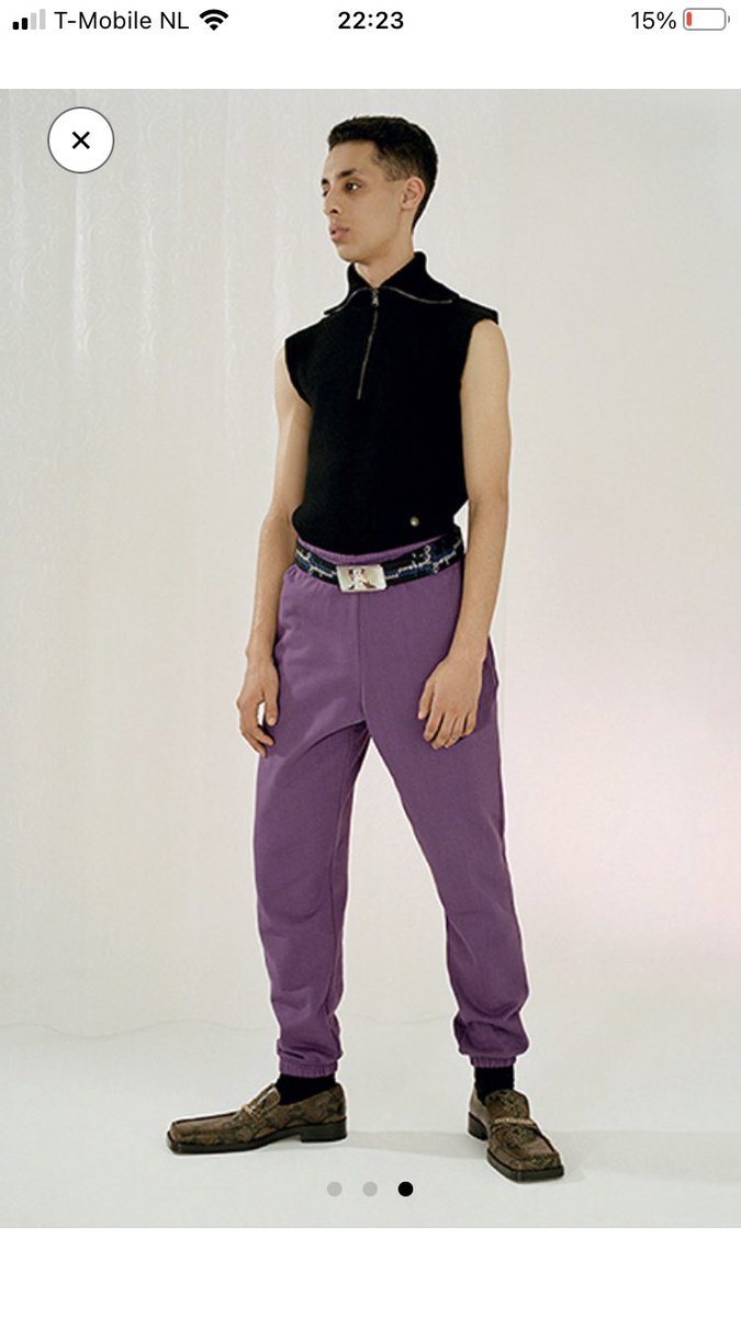 Ik kwam deze foto tegen op een kledingsite. Overduidelijk snap ik mode niet (meer) 😱 #dudedieschoenenbroekendatvest