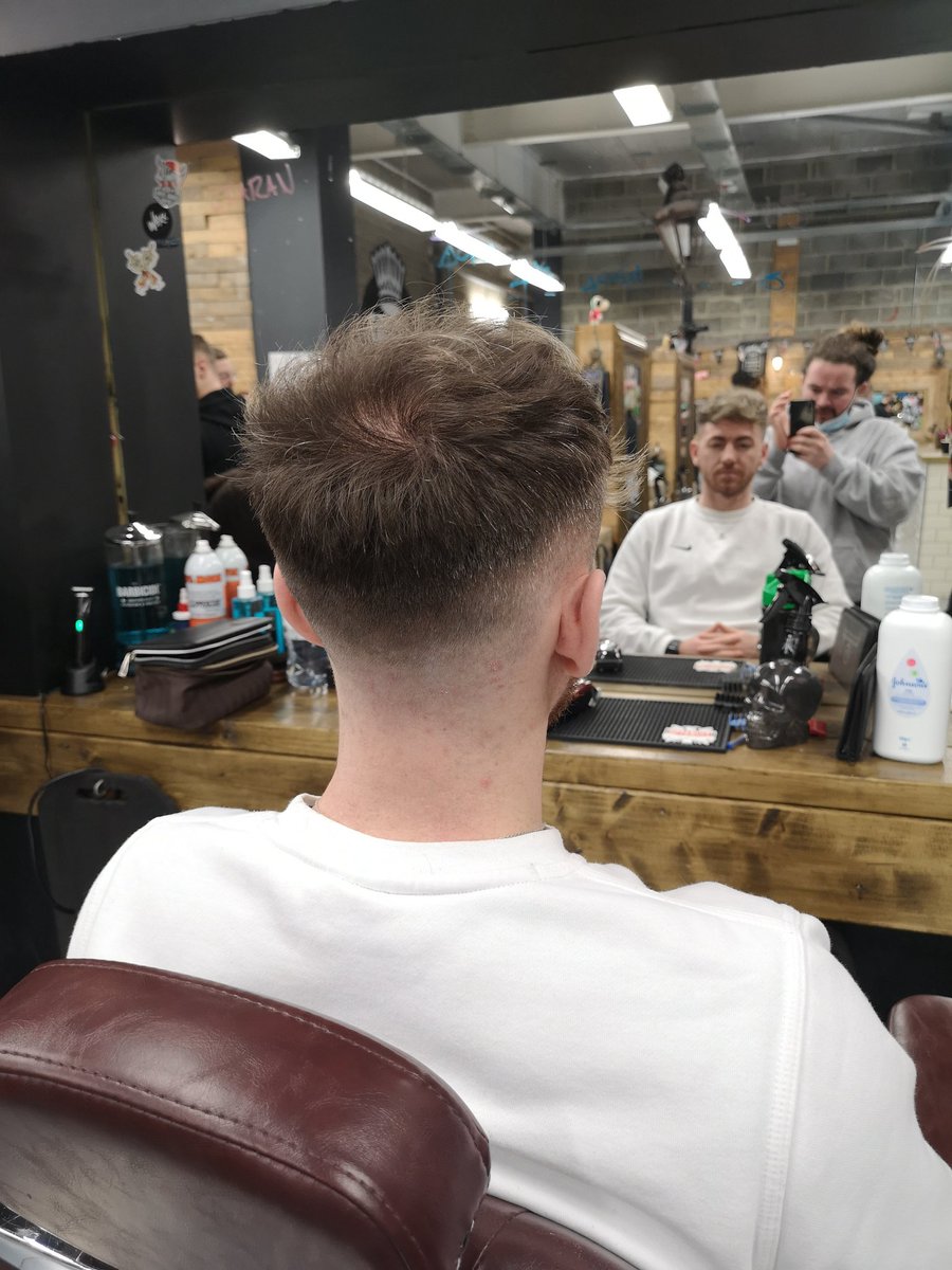 ciaranjudge's tweet photo. Fresh trim for my man, Chrissy. Me next 😅 @OfficialSBAcad #juniorbarber #sunderland #freshcut #barbertraining https://t.co/KGTxwVeOIg
