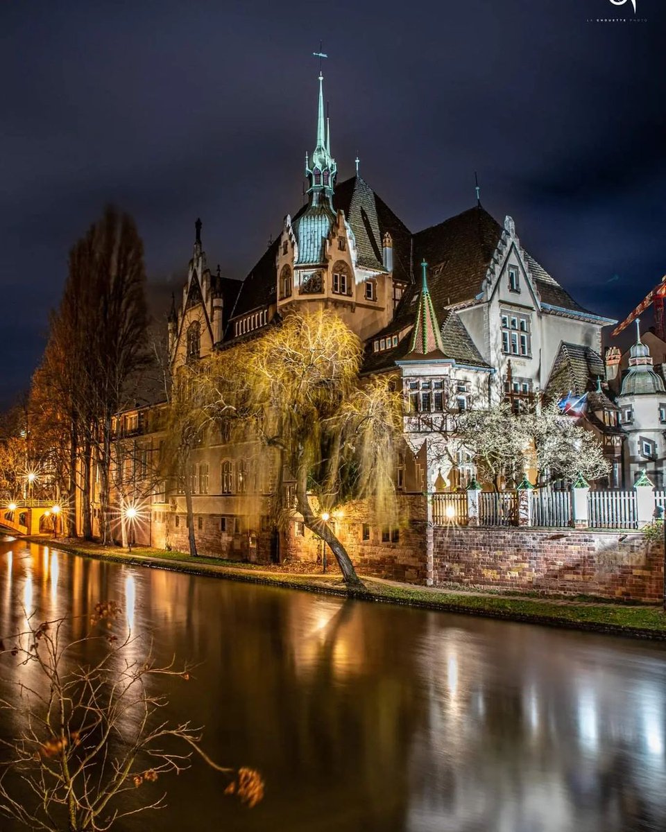 AranGrant's tweet photo. Evening in Strasbourg

Full 📷credits IG: @la_chouette_photo
.
.
.
.
.
#explore #discover #beautifuldestinations #thailand #thailandtravel #kosamui #kosamuiisland #asia https://t.co/XKBSAf6pAs