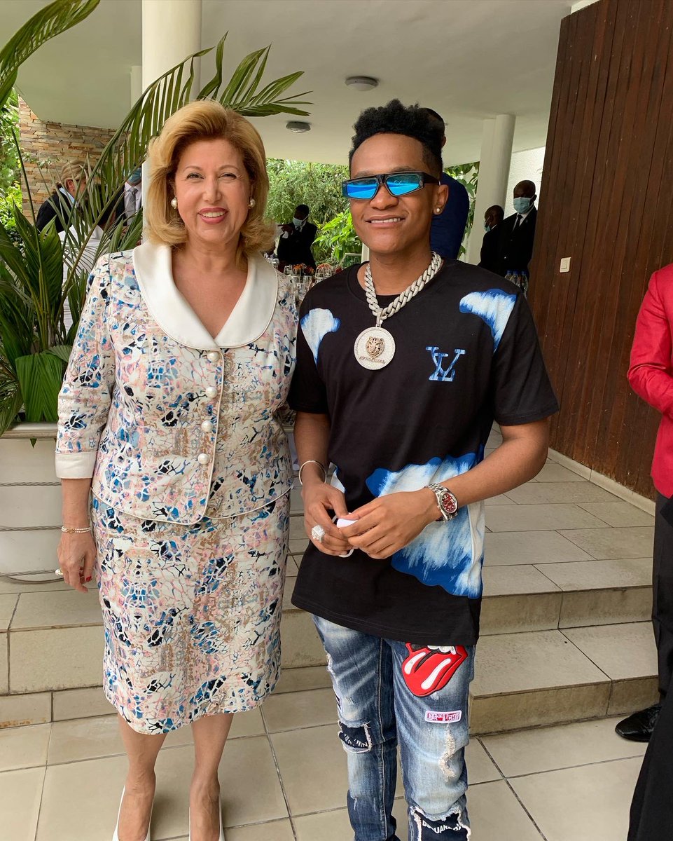 BalumeDidace's tweet photo. Très belle rencontre avec la première dame d'Abidjan💖 DOMINIQUE OUATTARA, les belles choses arrivent https://t.co/hPYS4AHwkQ