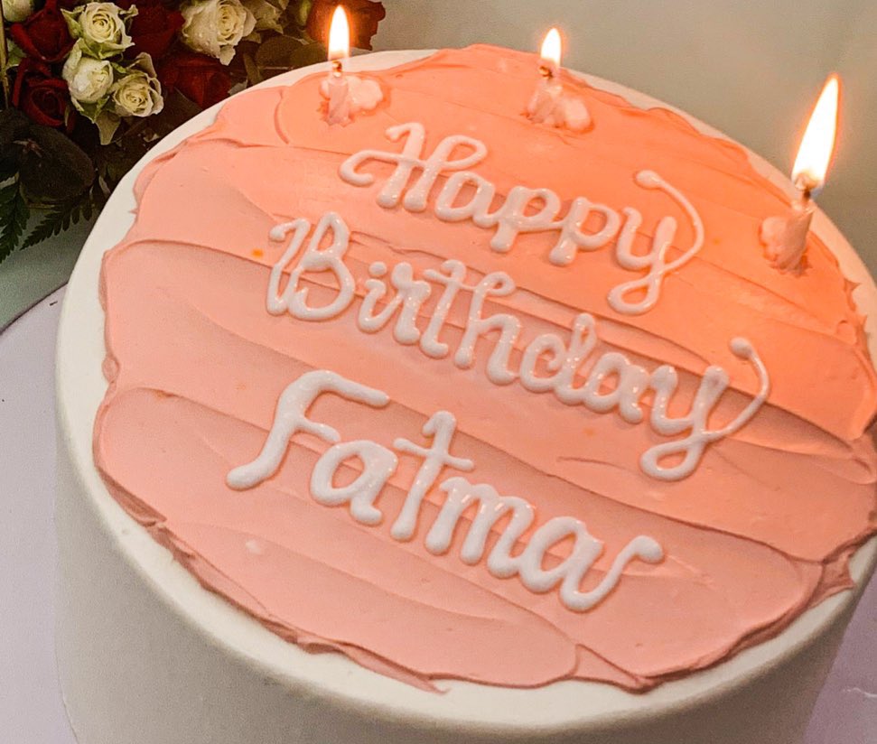 ♡ It’s my birthday 
ودعت عام مضى وأقبلت عام جديد اللهم اجعله خيرًا من أعوامي التي مضت
وأجعلهُ عامًا كما أحب .