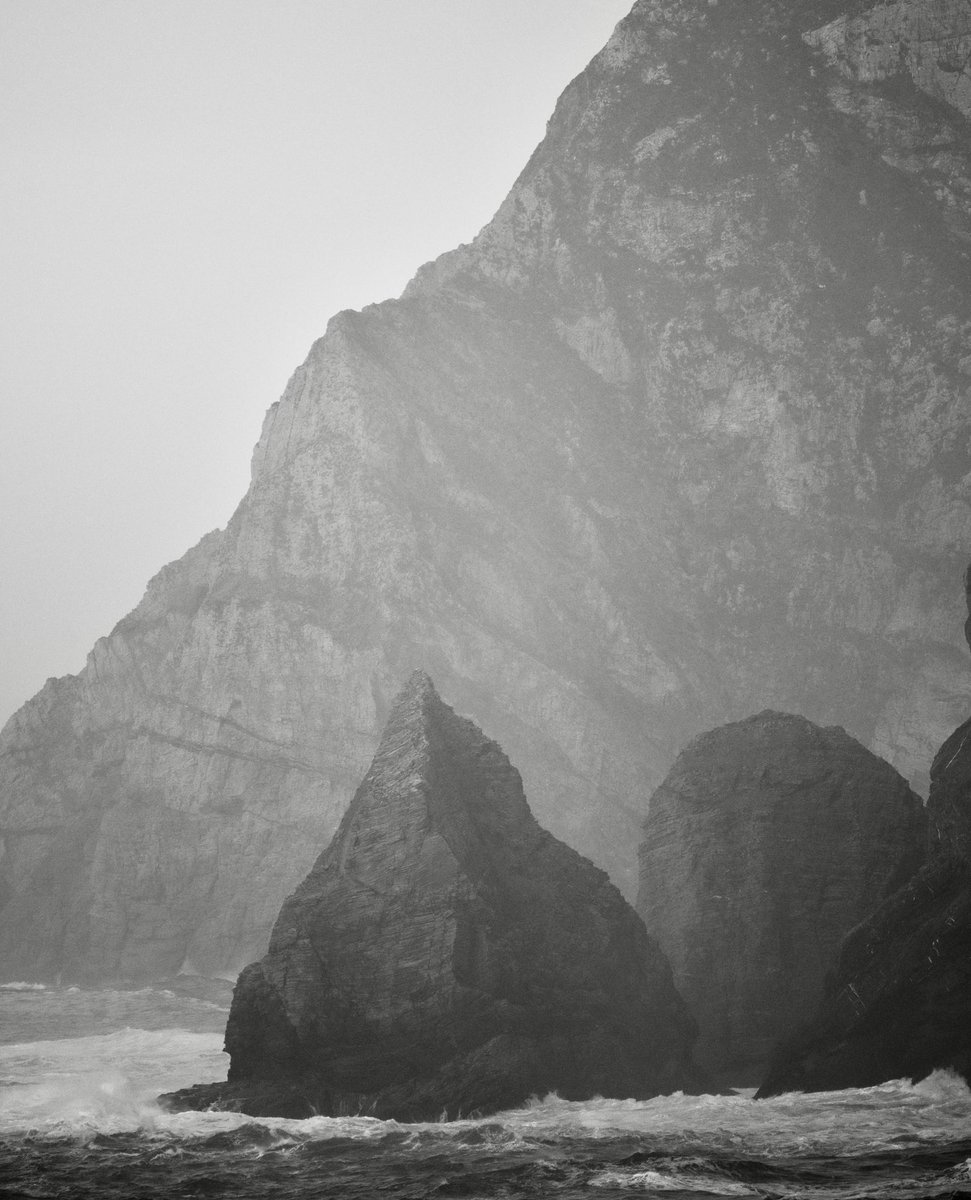 _EFarrellPhoto's tweet photo. Last one from Donegal for now. In camera, muted, grey, stoic. May need a click to expand. Thank you all for RTs etc. How you react to my work makes a difference. 👌🏻 https://t.co/zrTiZQAl5F