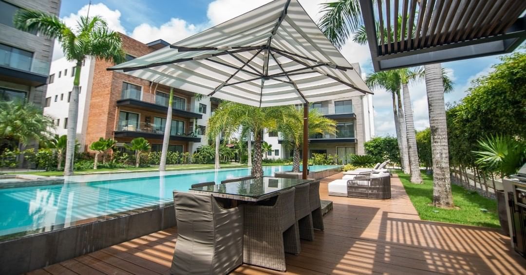 UnaraGroup's tweet photo. A new residential concept in the area, where luxury mixes with comfort and enjoyment in a relaxed atmosphere. Five apartment buildings four levels each with private lobbies and elevators that will have apartments of one, two and three rooms with large service areas, for a total https://t.co/ETUe7oNM9r