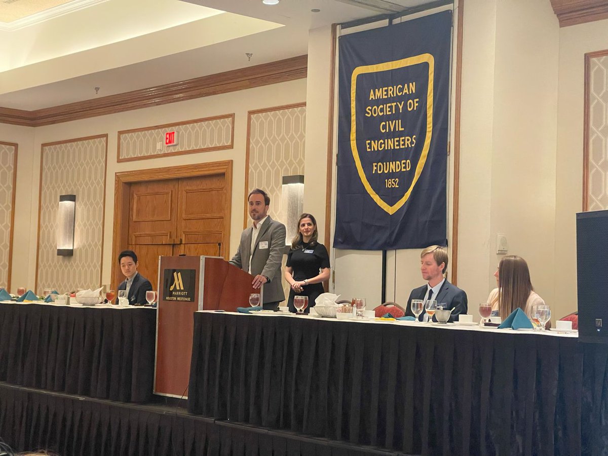 ASCEHouston's tweet photo. 1st Meeting of 2022 = β
πΉThank you to all attendees, members & non-members alike, for your support of our branch.π
πΉA special thanks to our keynote speaker, Brian Edmondson, PE, CFM from @hcfcd & our technical speaker, Dan Olson, PE, for their time.
#ASCEHouston #HCFCD https://t.co/UUAhlsJnFB