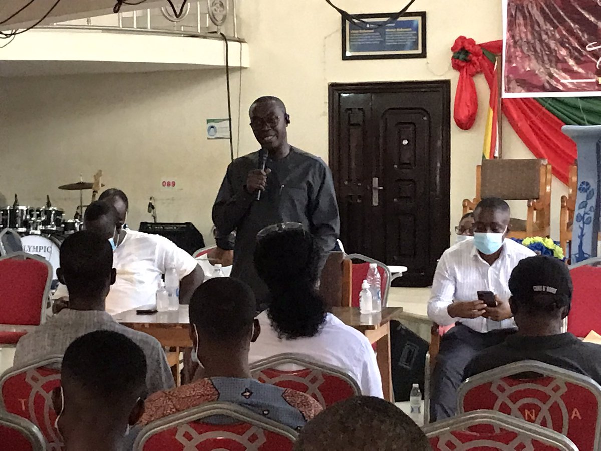 lekmagh's tweet photo. It was the turn of the community members of  South Teshie Nungua Estates to share in the vision of the Honourable M.C.E of Ledzokuku Municipal Assembly. Proceedings went on as planned and those who attended were glad to engage with the Assembly.

#lekma
#letsmakelekmawork https://t.co/18BKJNfnZy