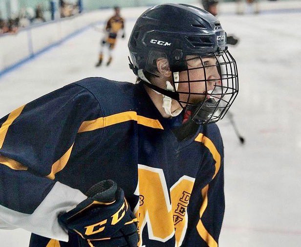 _BBSGFoundation's tweet photo. Meet Scholarship Recipient Andrew Renzi 🏒🙌 #HockeyTwitter #BBYHF 

“…We can’t thank you all enough, without your help this season, Drew would not have been able to play.  Thank you for the help, we are beyond grateful.”

~ The Renzi Family https://t.co/zx3nlmdLlp