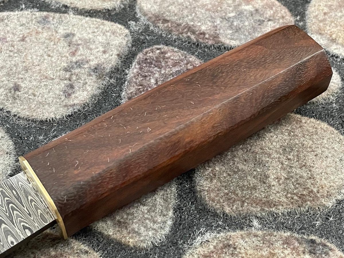 KnivesOutCanada's tweet photo. https://t.co/3epvjuIjpL

KOC 8026 Handmade Damascus Steel Kitchen Chef Knife

#kitchen #kitchendesign #Kitchenlife #chef #chefskiss #chefknife #kitchenknife #cleaver #meat #meatcutter #knifekink #KnivesOut #knivesoutcanada #SmallBusiness #handmade #fishing #hunting https://t.co/GLCEC16YJD