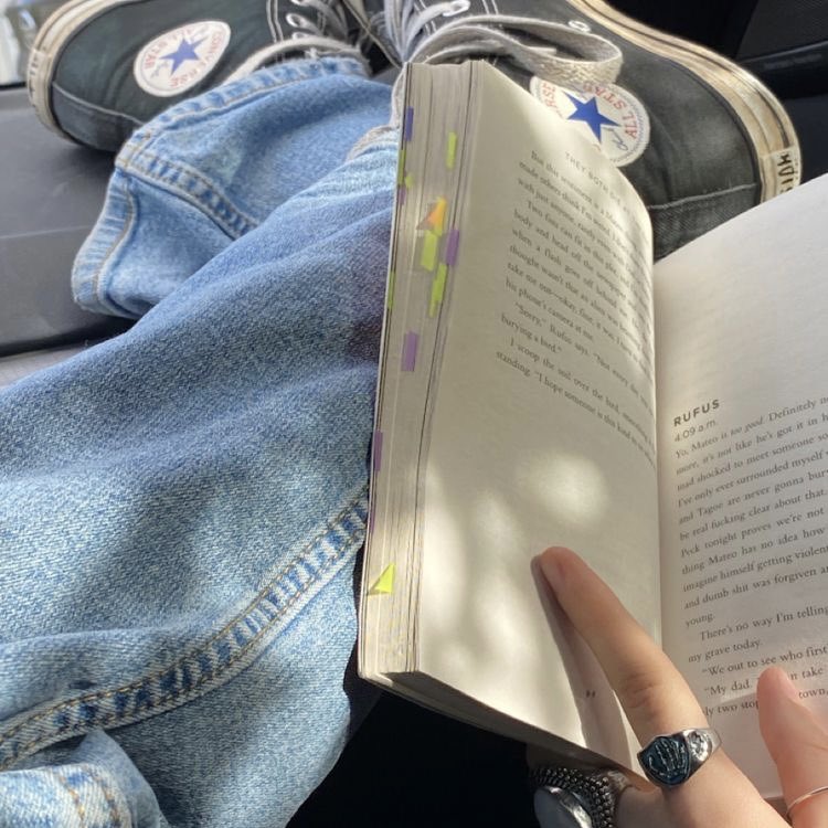 tinyberres's tweet image. books i’ve read; a thread