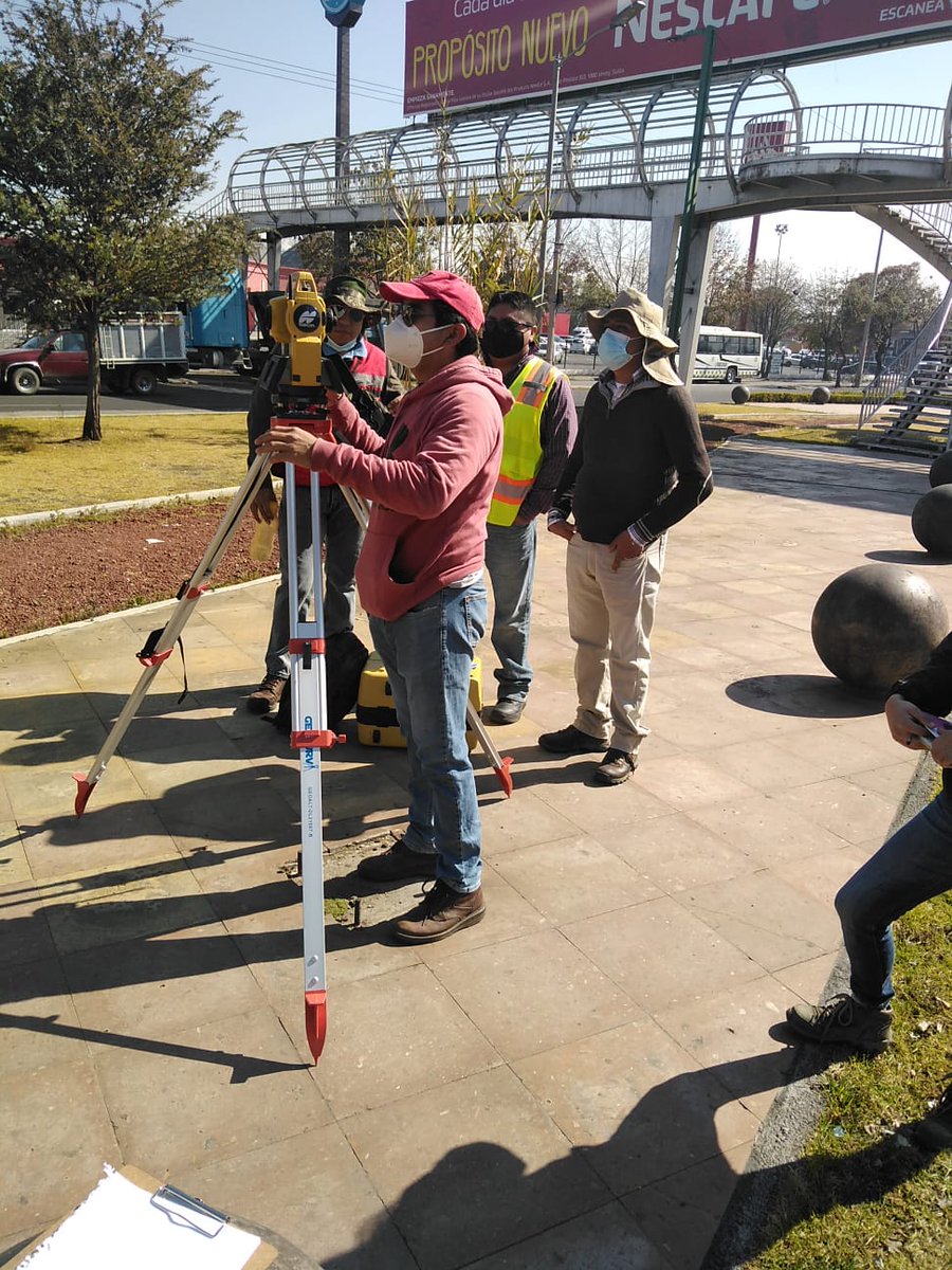 TTQMexico's tweet photo. Curso de Inducción
Estación Total #topcon Serie OS
En Metepec, Toluca estado de México
#topografía #IngenieriaCivil #construccion #topógrafos #Consultoria #tumejoropcion #TTQMexico #capacitacion https://t.co/pZFRuMP1XT