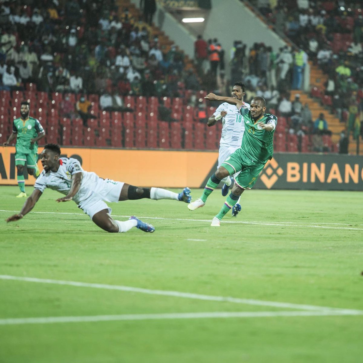 FFC 🇰🇲 tweet media