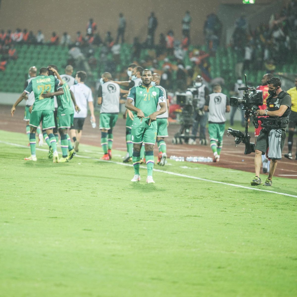 FFC 🇰🇲 tweet media