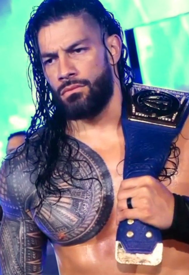 Good night guys… stay safe and enjoy the rest of your Tuesday and this gorgeous king! ♥️ #RomanReigns the #GOAT