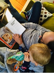 CambDads's tweet photo. Parents often ask if graphic novels (stories written in the style of a comic) are "real" books. Yes! Kids love them! Info: https://t.co/MVpDoREAnO

#CambMA #ReadingChallenge https://t.co/2YGpKvPE1c